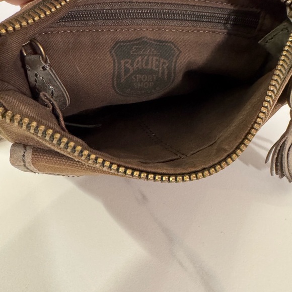 Myra Bag Tan and Cream Floral Weekender Bag - Picture 10 of 10